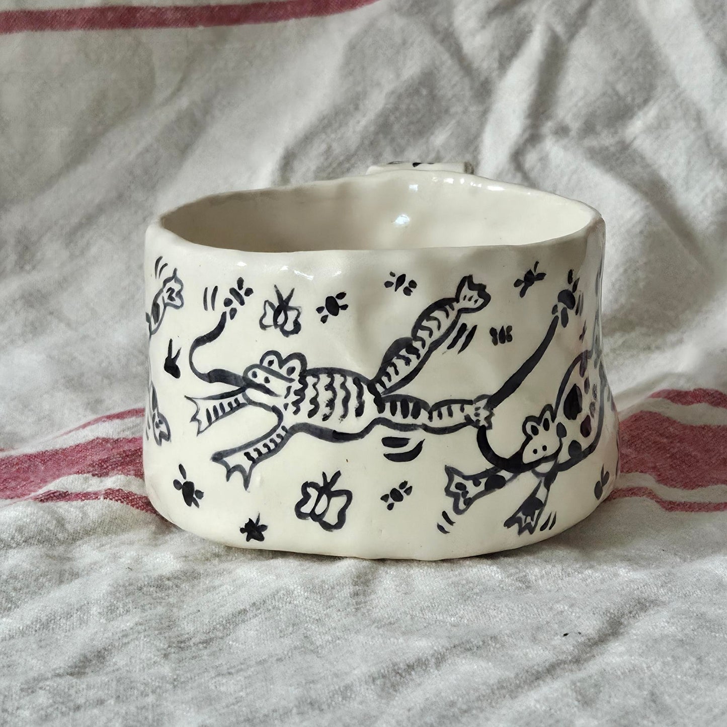 Short & Stout Mug - Frolicking Frogs - SECONDS SALE