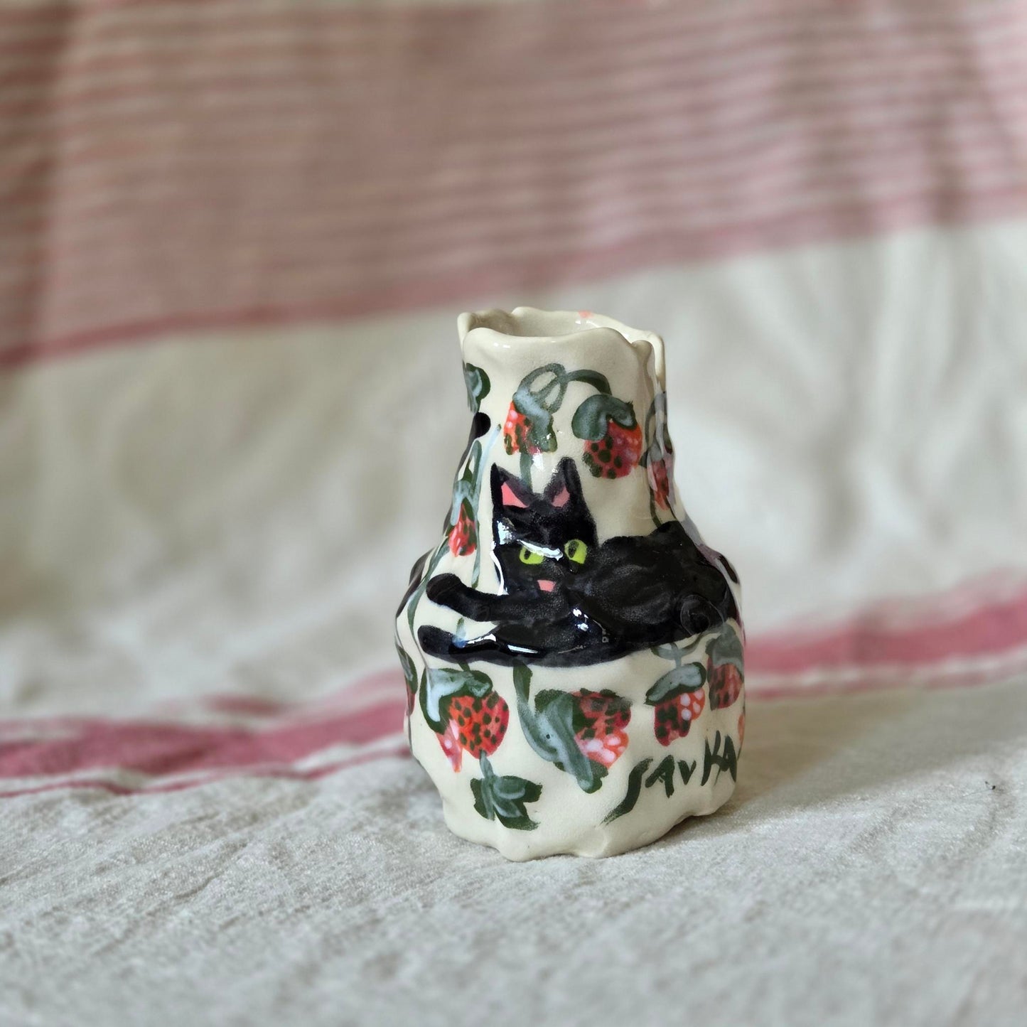 Vase - Frolicking Cats