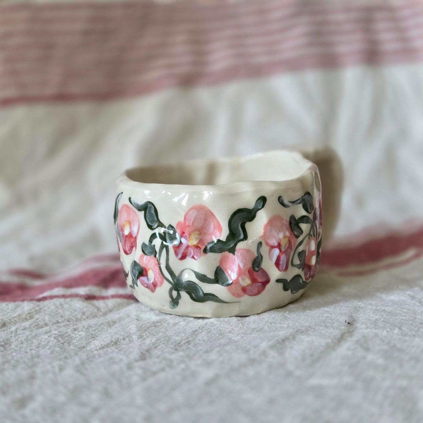 Short & Stout Mug - Pink Pansies