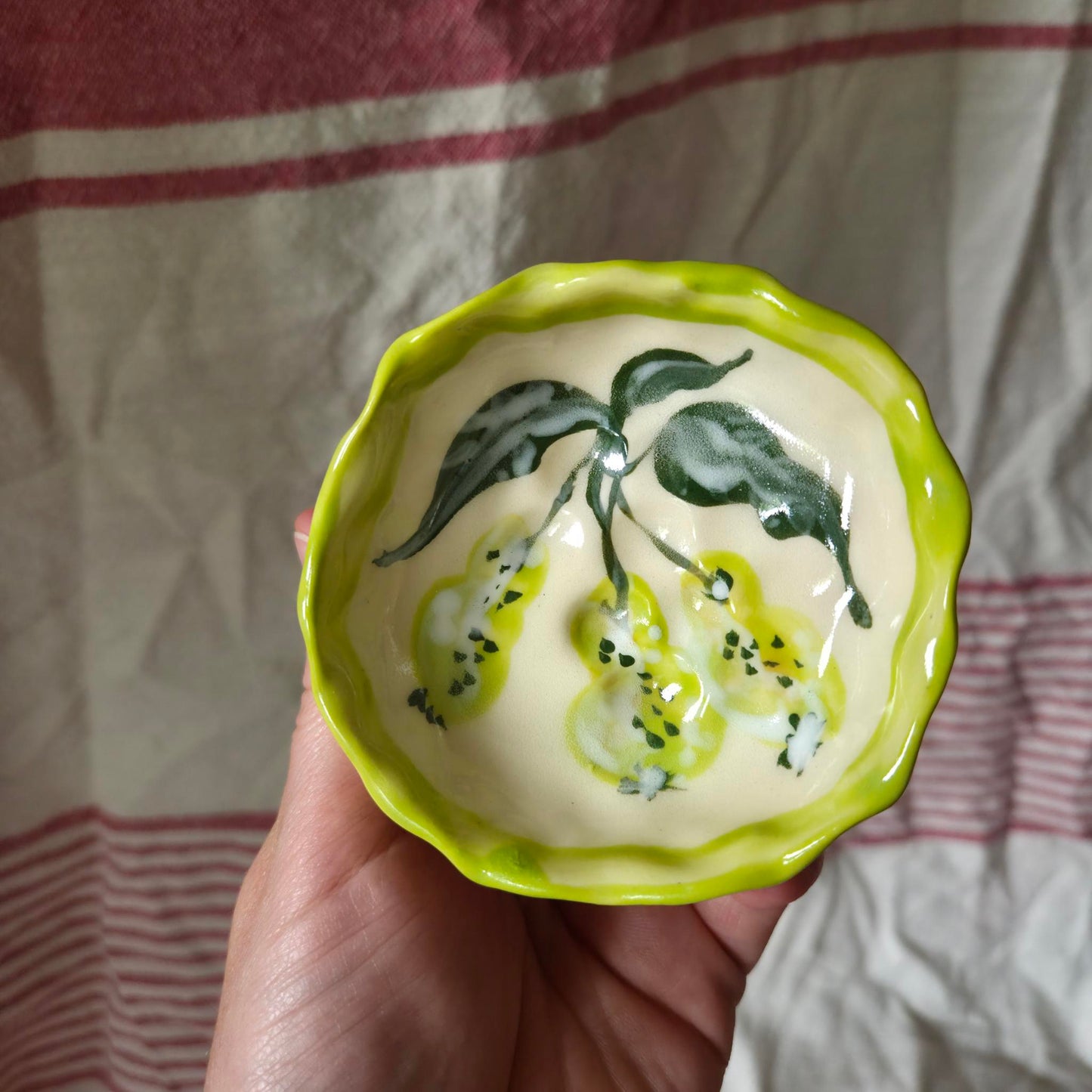 Pinchpots - Pome Fruit