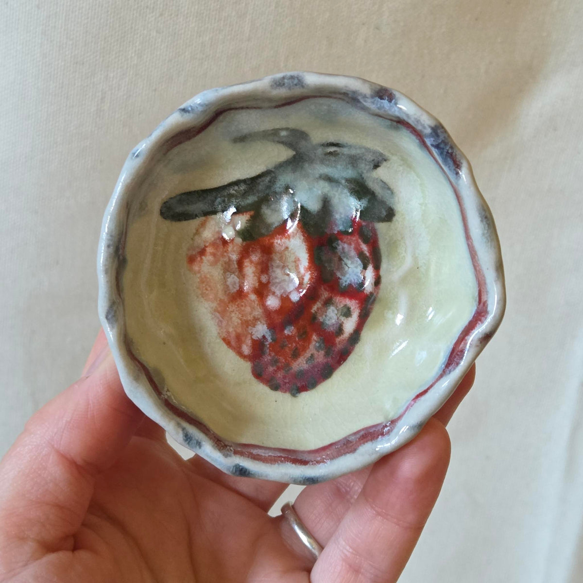Pinchpot - Woodfired - Strawberry Portrait iii