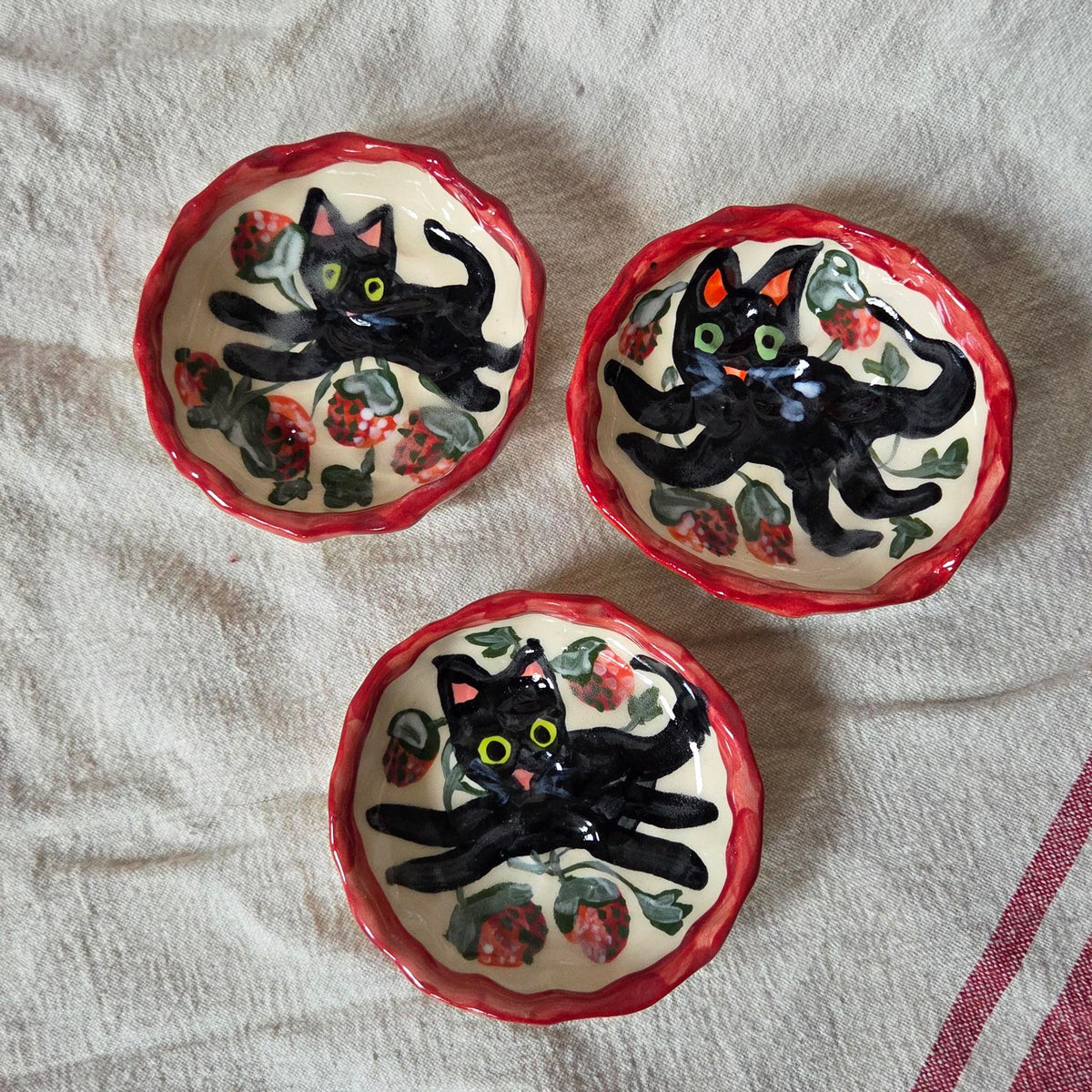 Pinchpots - Black Cats iv